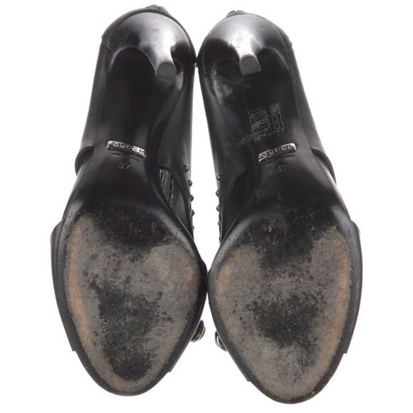 GUCCI LIKA LASER CUT LEATHER STONE STUD EMBELLISHED LOGO ANKLE BOOT SIZE EU 38 - Picture 5 of 5